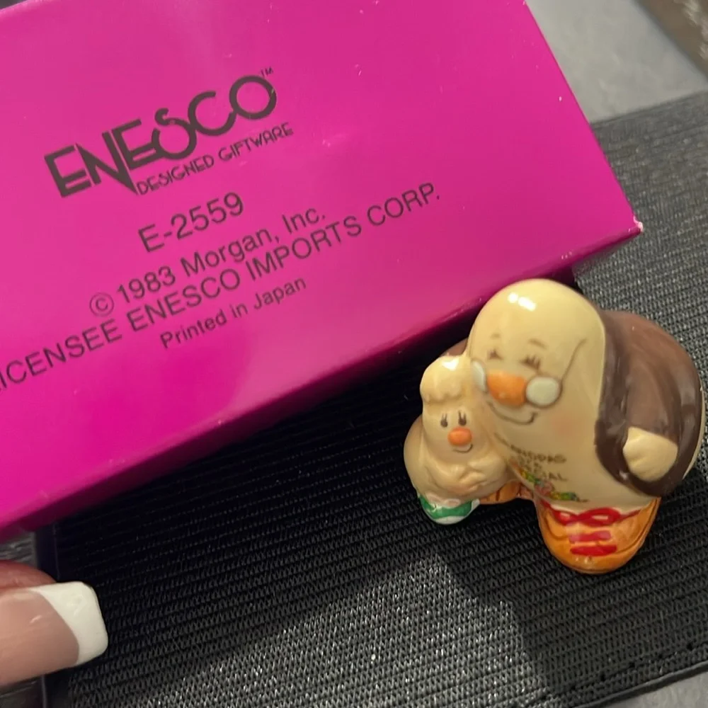 Enesco 1983 Grandpas are Special Vintage Ceramic Figurine Collectible Human bean